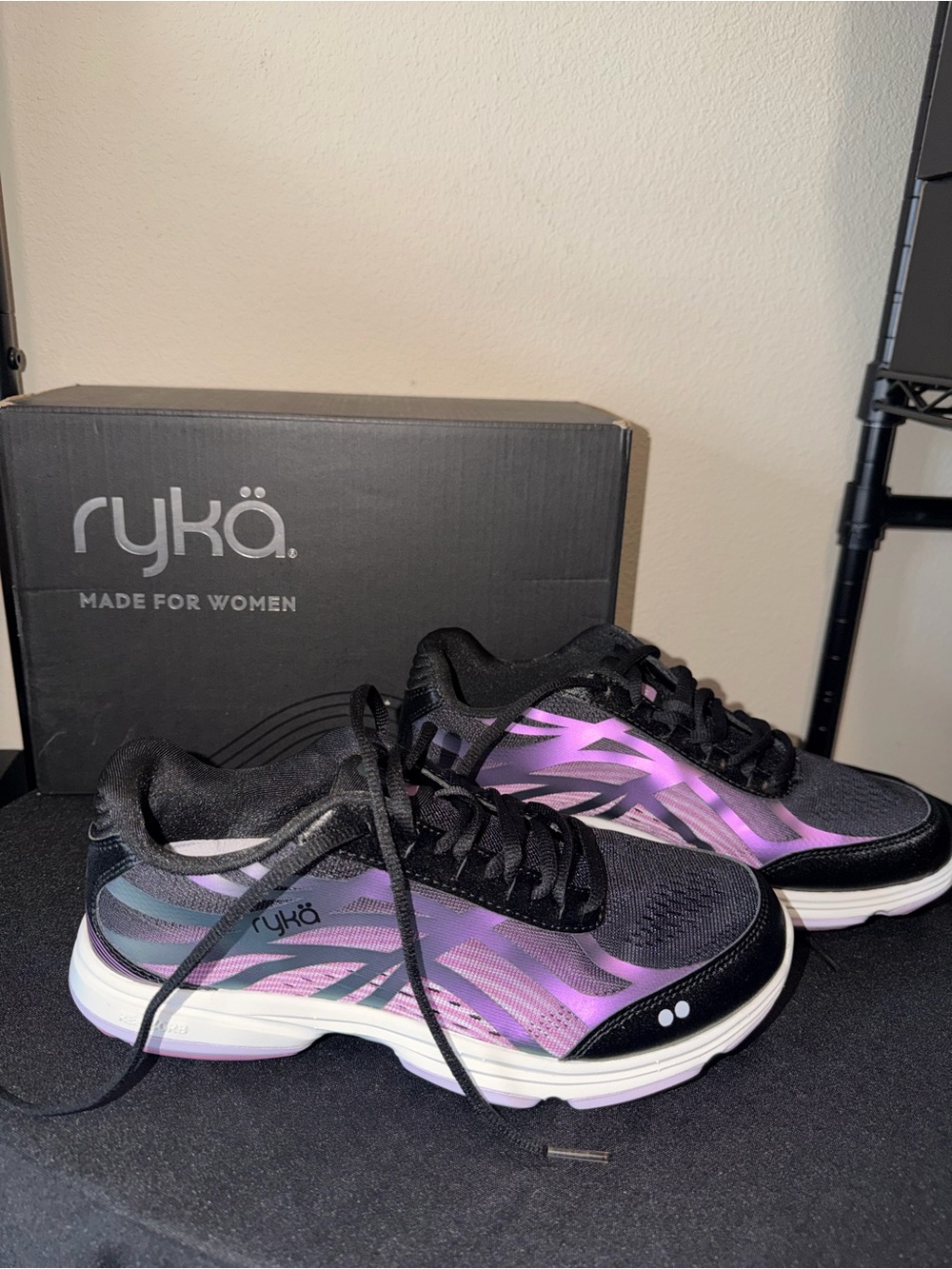 Ryka “Devotion” Plus Athletic Shoes 🖤 FWBW *7.5 Wide*